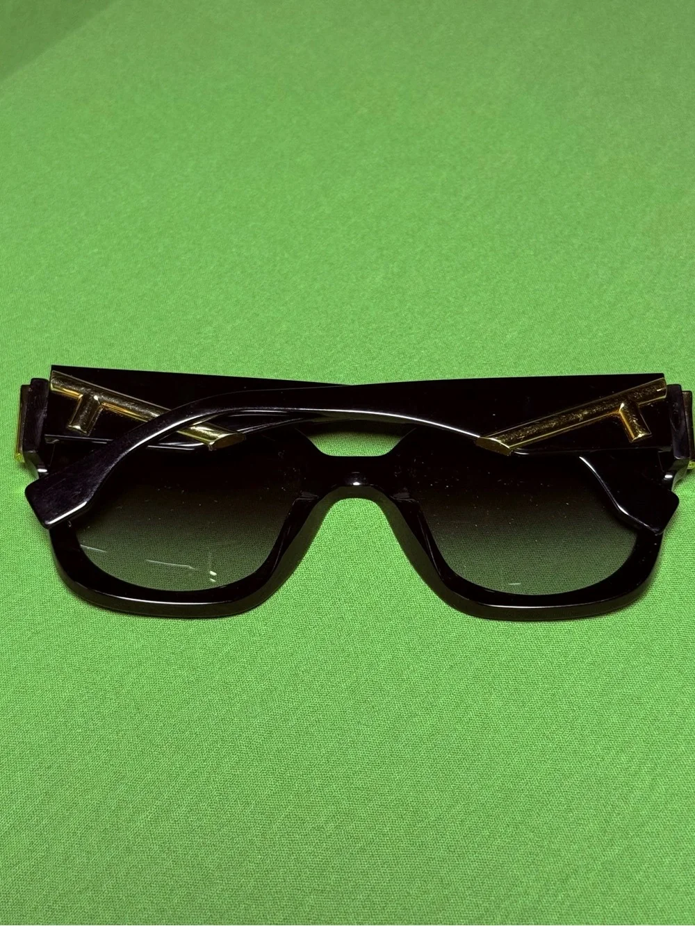 Fendi Sunglasses Oversized